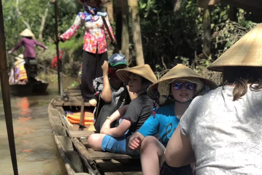 Mekong Delta Tours - Padding boats - AN Tours Vietnam