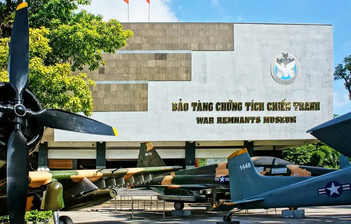 Saigon Private City Tour by Jeep (Half Day) - War Remnants Museum - AN Tours Vietnam