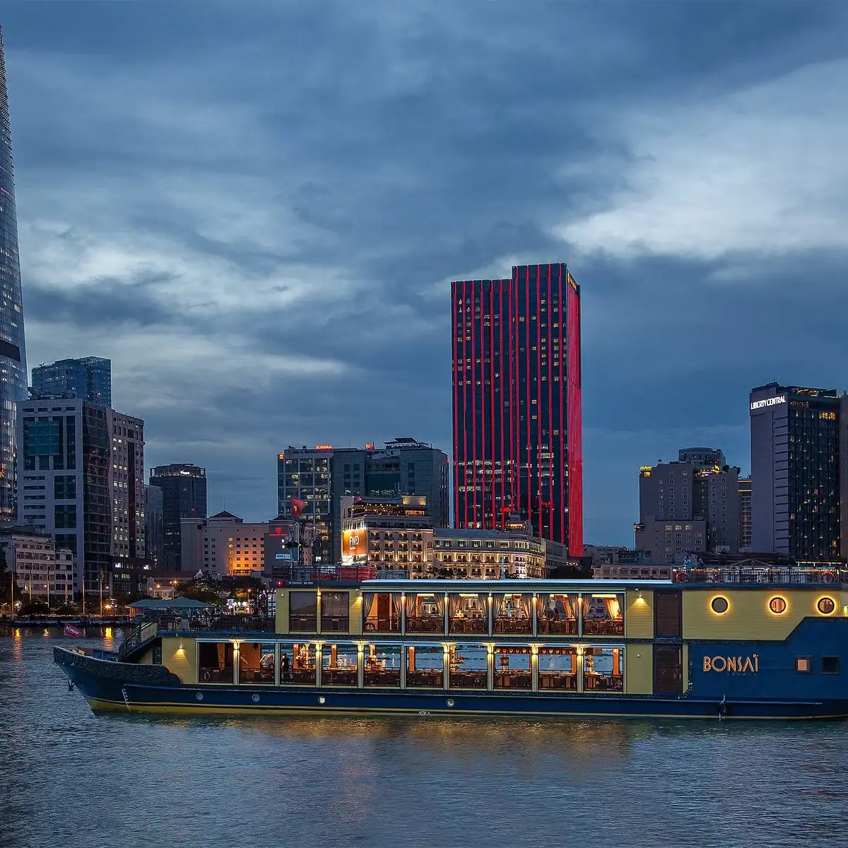 Dinner Cruise in Ho Chi Minh City - AN Tours Vietnam