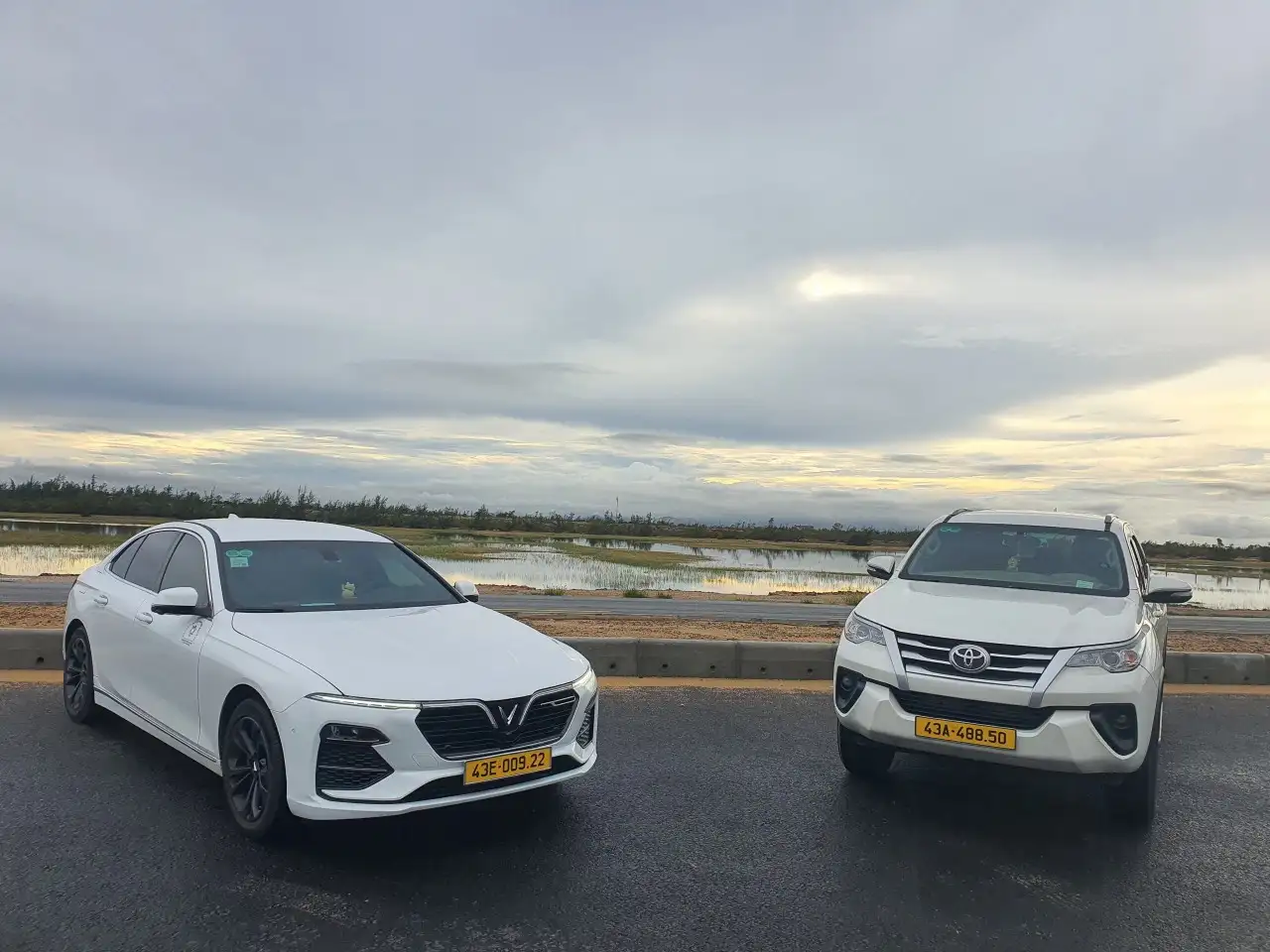 Da Nang/ Hoi An Airport Transfer (DAD) — vehicle photo 4