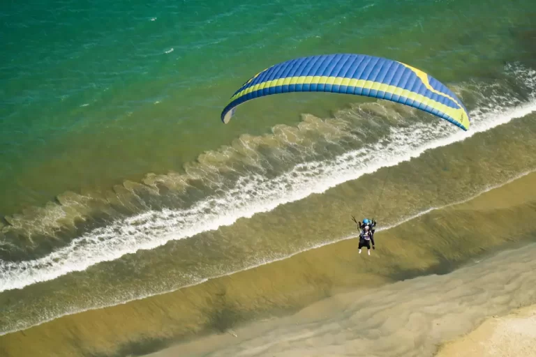 Da Nang City Tour On Sky - Paragliding 13
