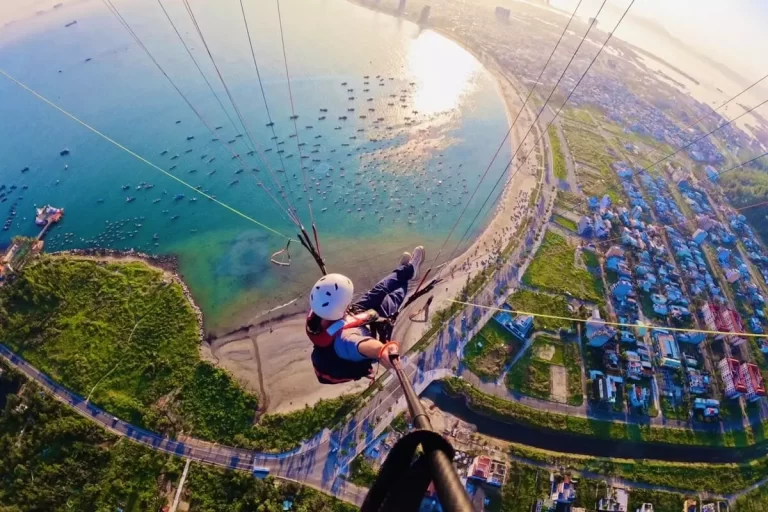 Da Nang City Tour On Sky - Paragliding 8