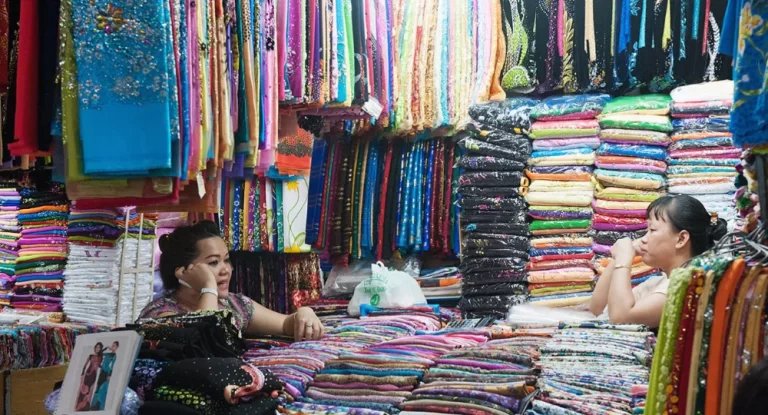 Shopping in Ho Chi Minh City 7 - AN Tours Vietnam