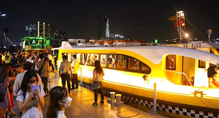 Things to do in Ho Chi Minh at night - AN Tours Vietnam 5