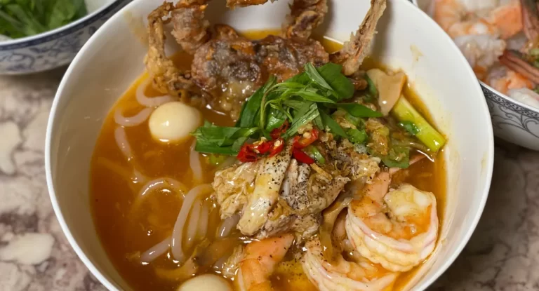 Crab tapioca noodle soup in Ho Chi Minh city by AN Tour Vietnam
