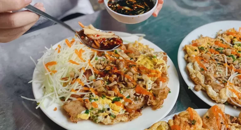 Fried rice flour cake in Ho Chi Minh city by AN Tour Vietnam