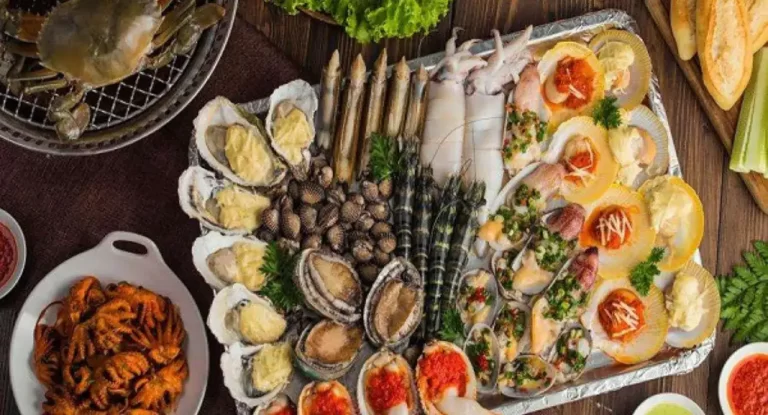 Seafood local food in Ho Chi Minh City by AN Tour Vietnam