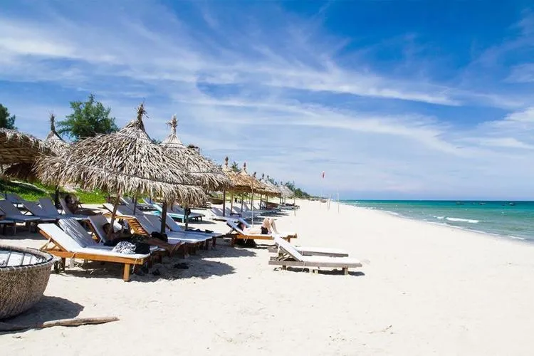 An Bang Beach - Hoi An is in the top 25 most beautiful beaches in Asia - AN Tours Vietnam