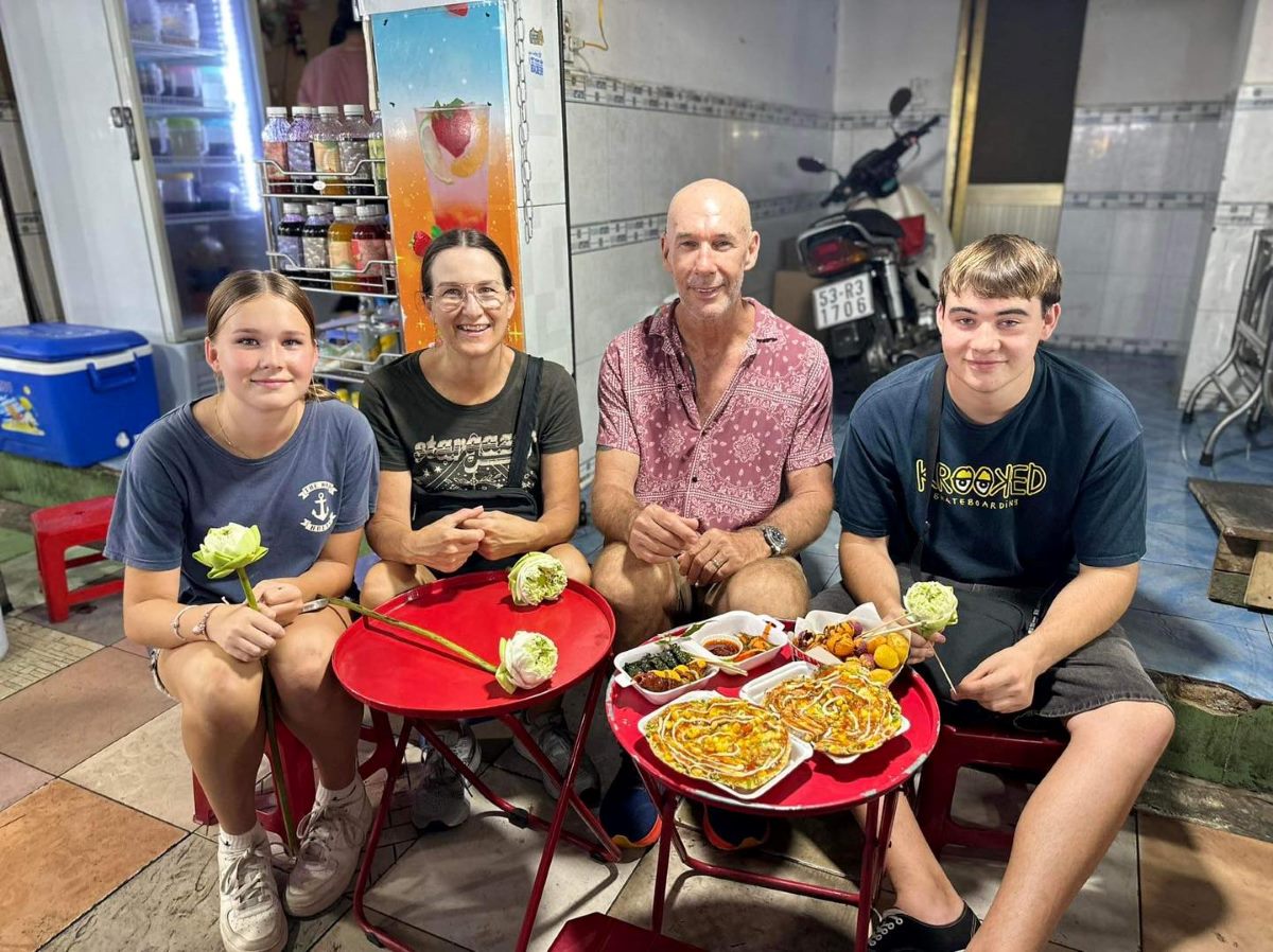 Food Tour in Saigon - AN Tours Vietnam