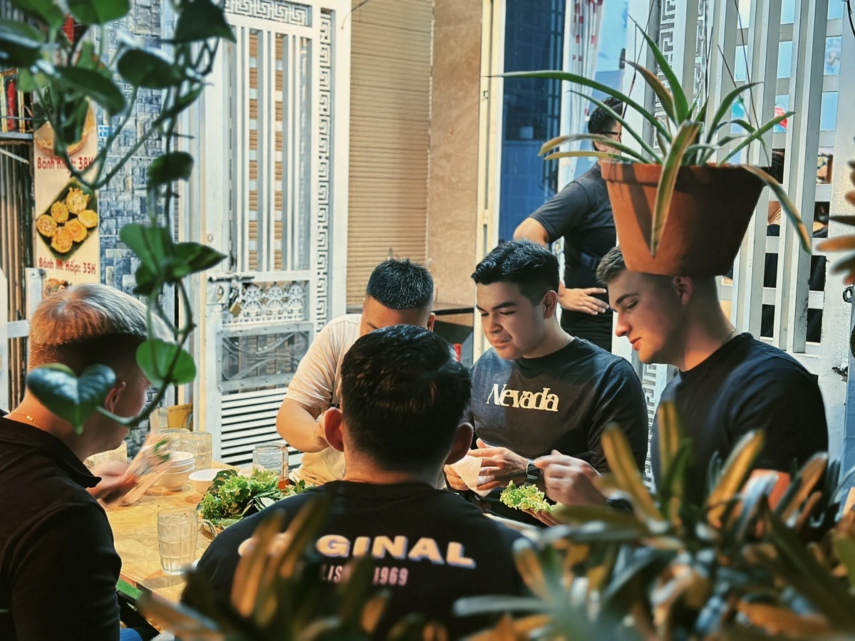 HCMC Food Tour for the U.S. Embassy officers - Vietnamese pancakes