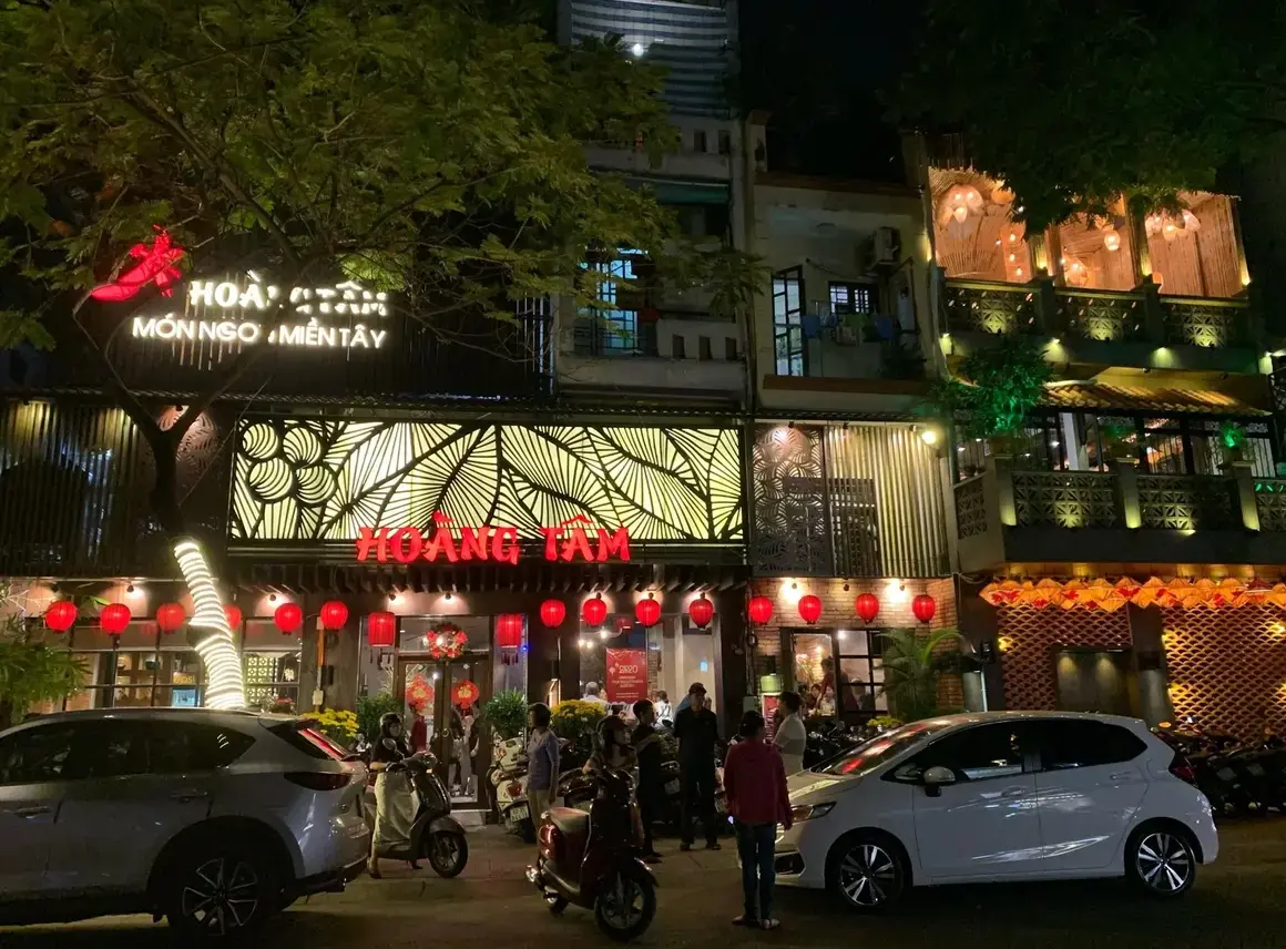 Hoang Tam restaurant