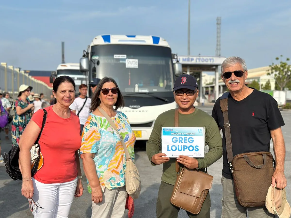 AN Tours Vietnam professional taxi and transfer service
