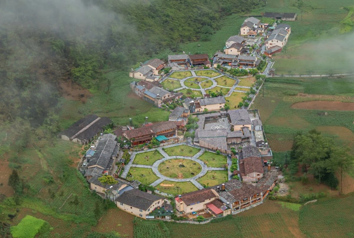 Pa Vi Village