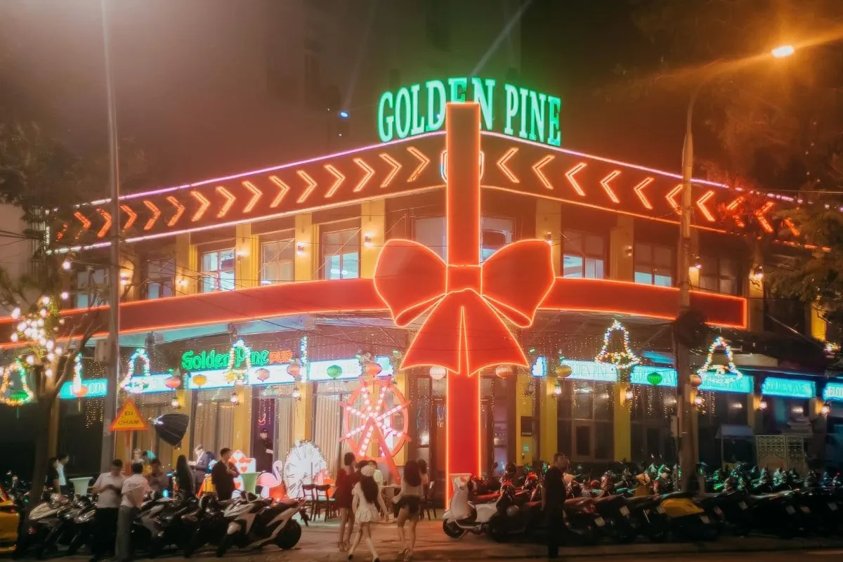 New Golden Pine Pub