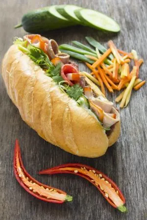 Banh mi Minh Nhat