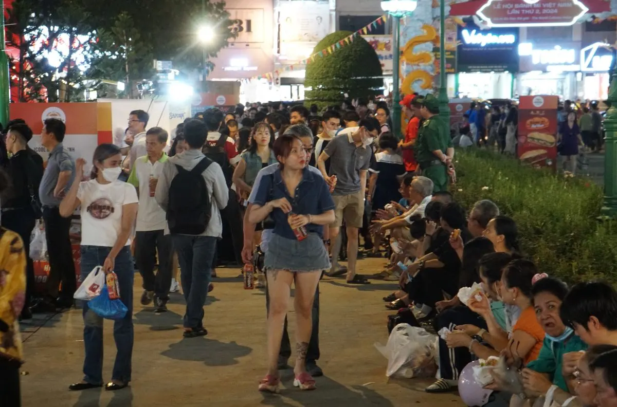 The crowd at Banh Mi Festival 2024 in HCMC