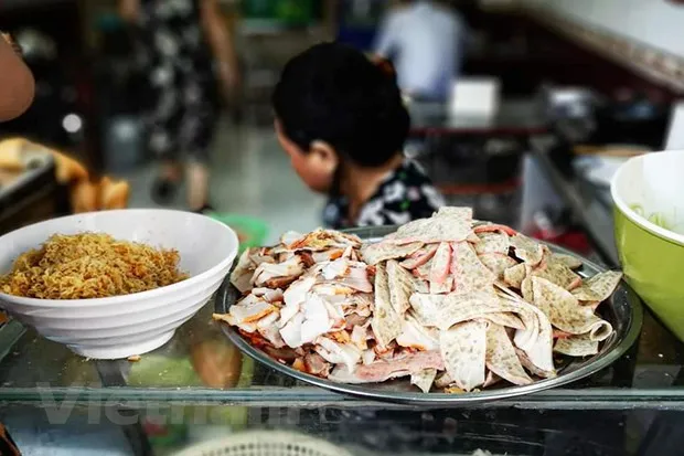 banh mi pho hue