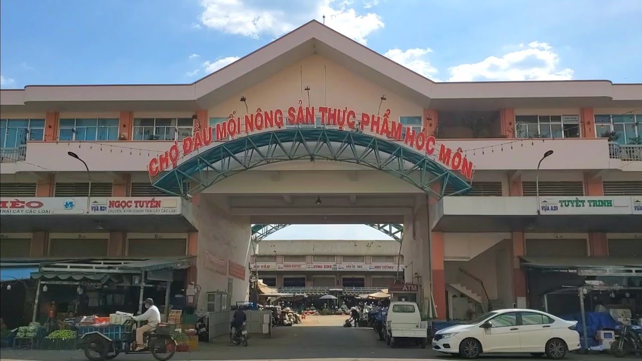 Hoc Mon Wholesale Market