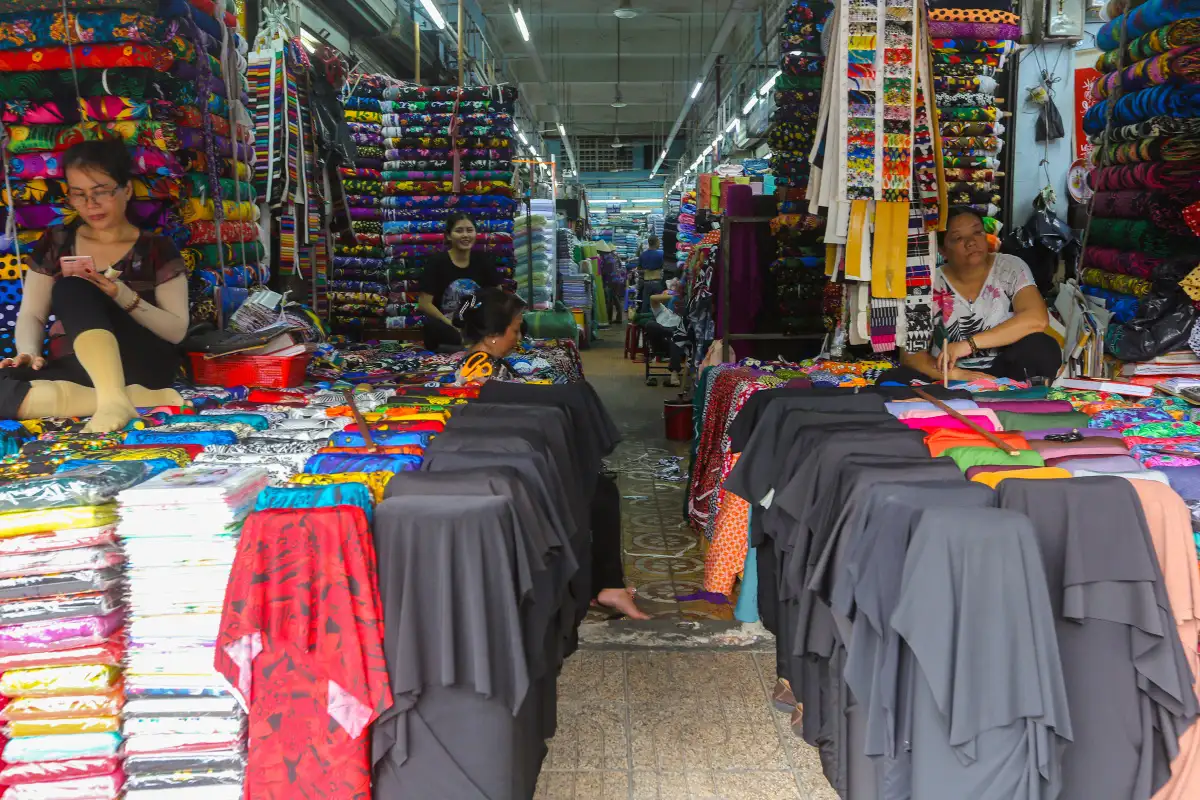 Soai Kinh Lam Market