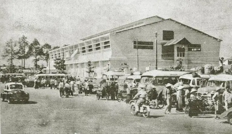 Binh Khang - the most famous red light district in Saigon - 100 years ago