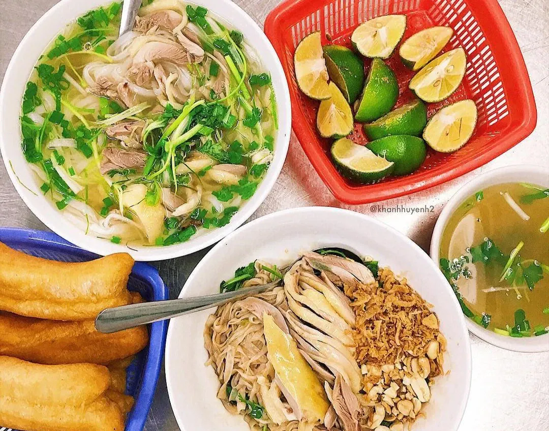 Pho Ga Nguyet