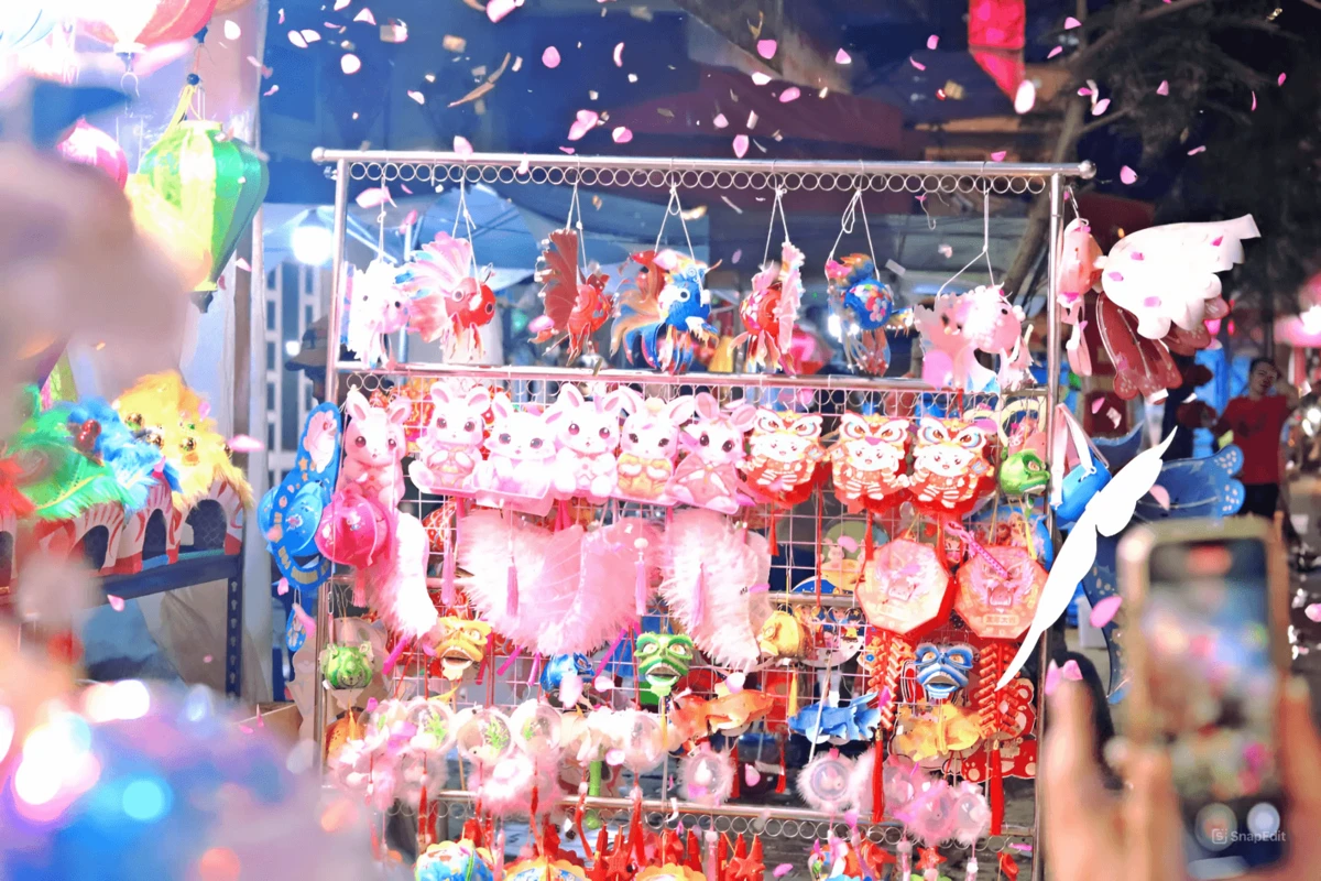 Beautiful Lanterns sold at the Lantern street