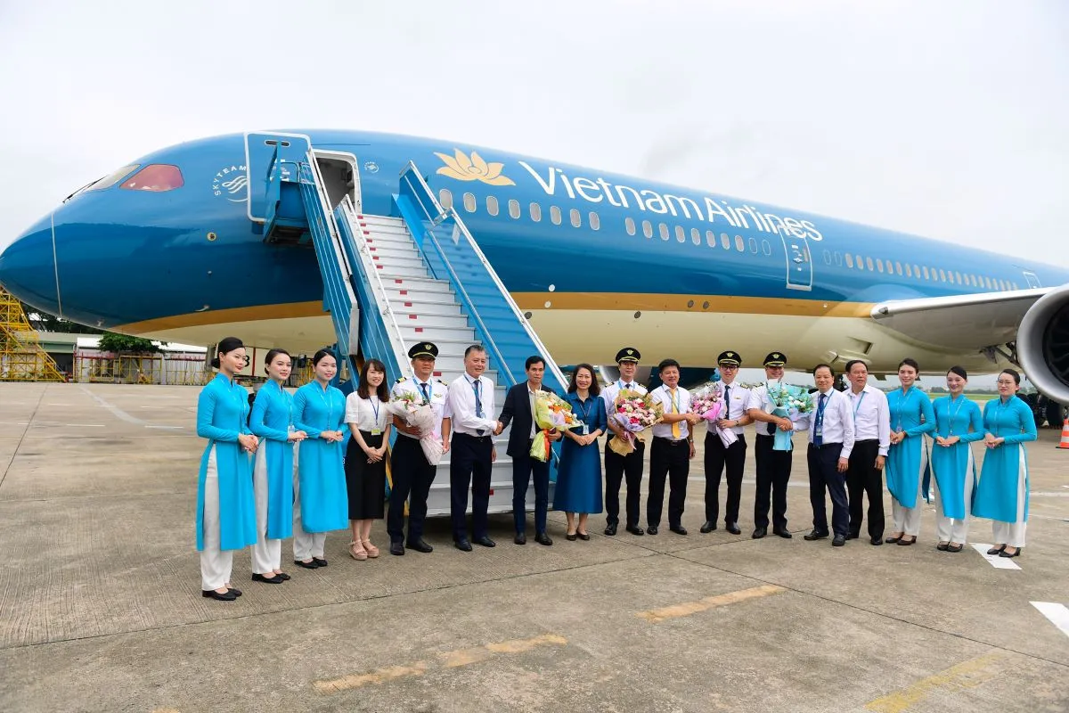 Vietnam Airlines is one of the best domestic - international airlines in Vietnam