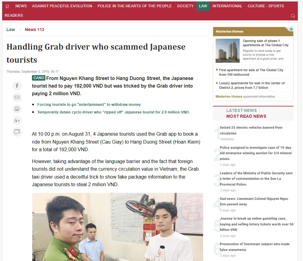 Grab taxi driver scamming Japanese tourist - source Vietnam Police Newspaper