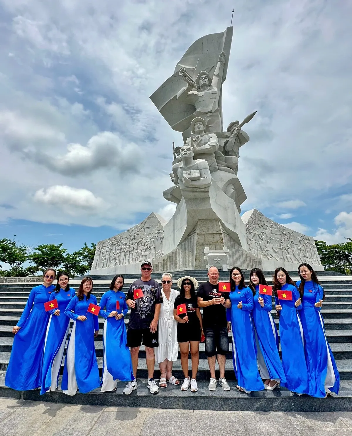 Taking photos with Vietnamese girls