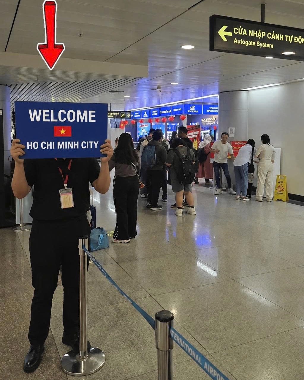 Arrival Fast Track meeting point